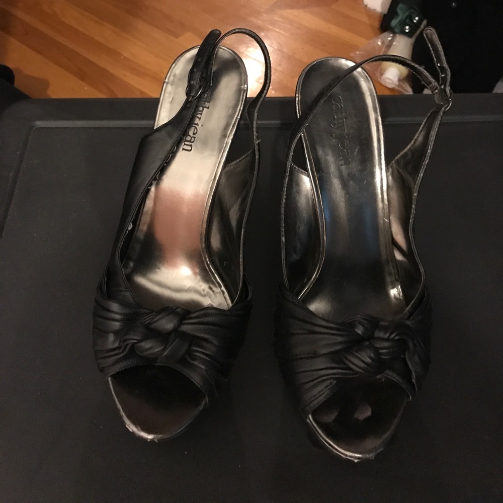 Pre-loved Wedges for sale!